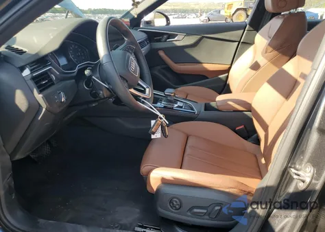 2024 Audi A4 Premium 45 z USA, uszkodzony, nr VIN WAUDAAF47RN008172